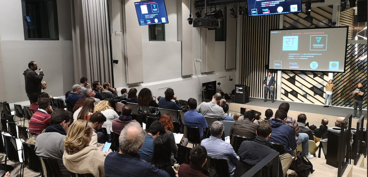 “Los últimos tres años han planteado una transformación completa de cómo lanzamos productos” chatbot-evento-1