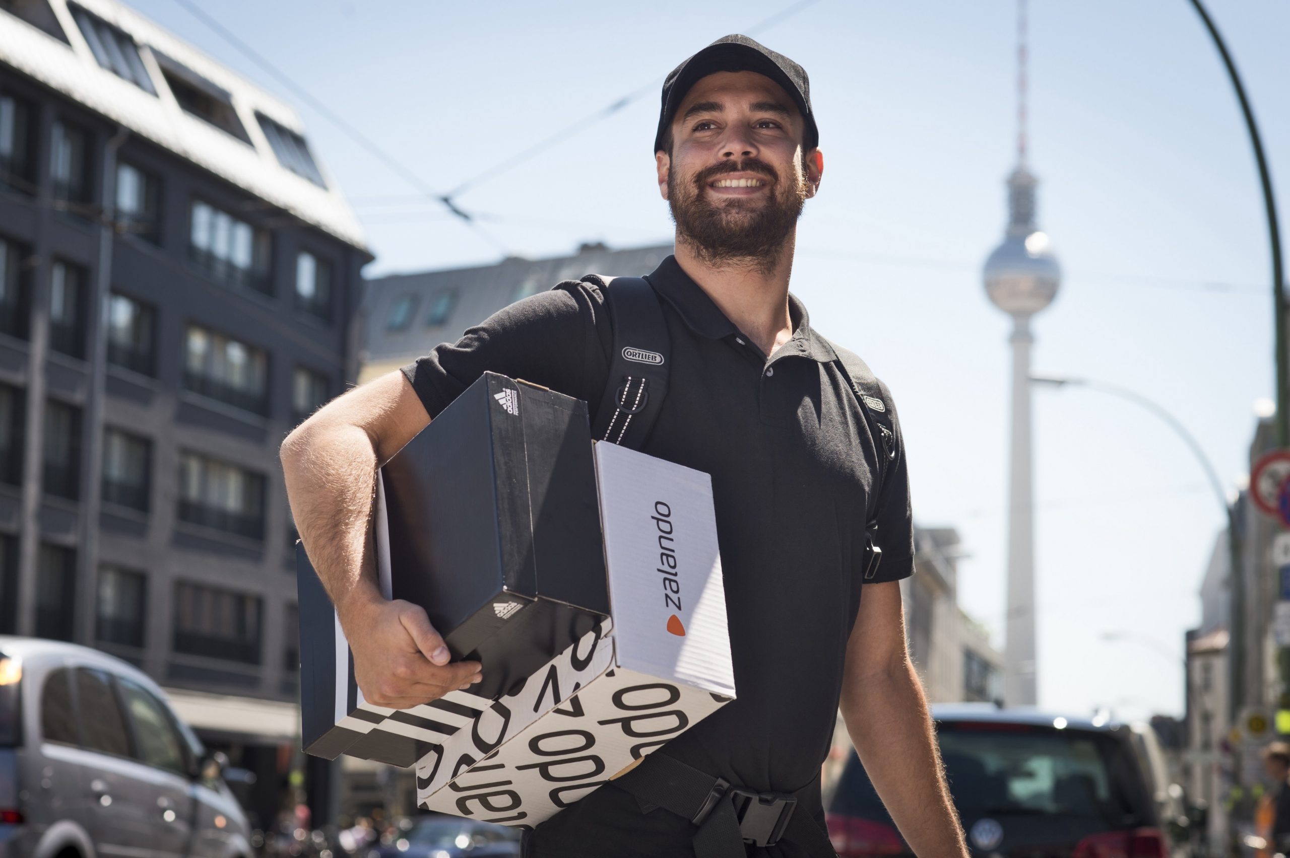 Zalando y Google se unen para crear un bot que recomienda regalos zalando-bot